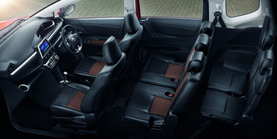 MPV 7ที่นั่งเล็ก เป็นทางเลือกให้คุณในการเดินทาง สดวกสบาย เรียกใช้ได้ 24 ชั่วโมง